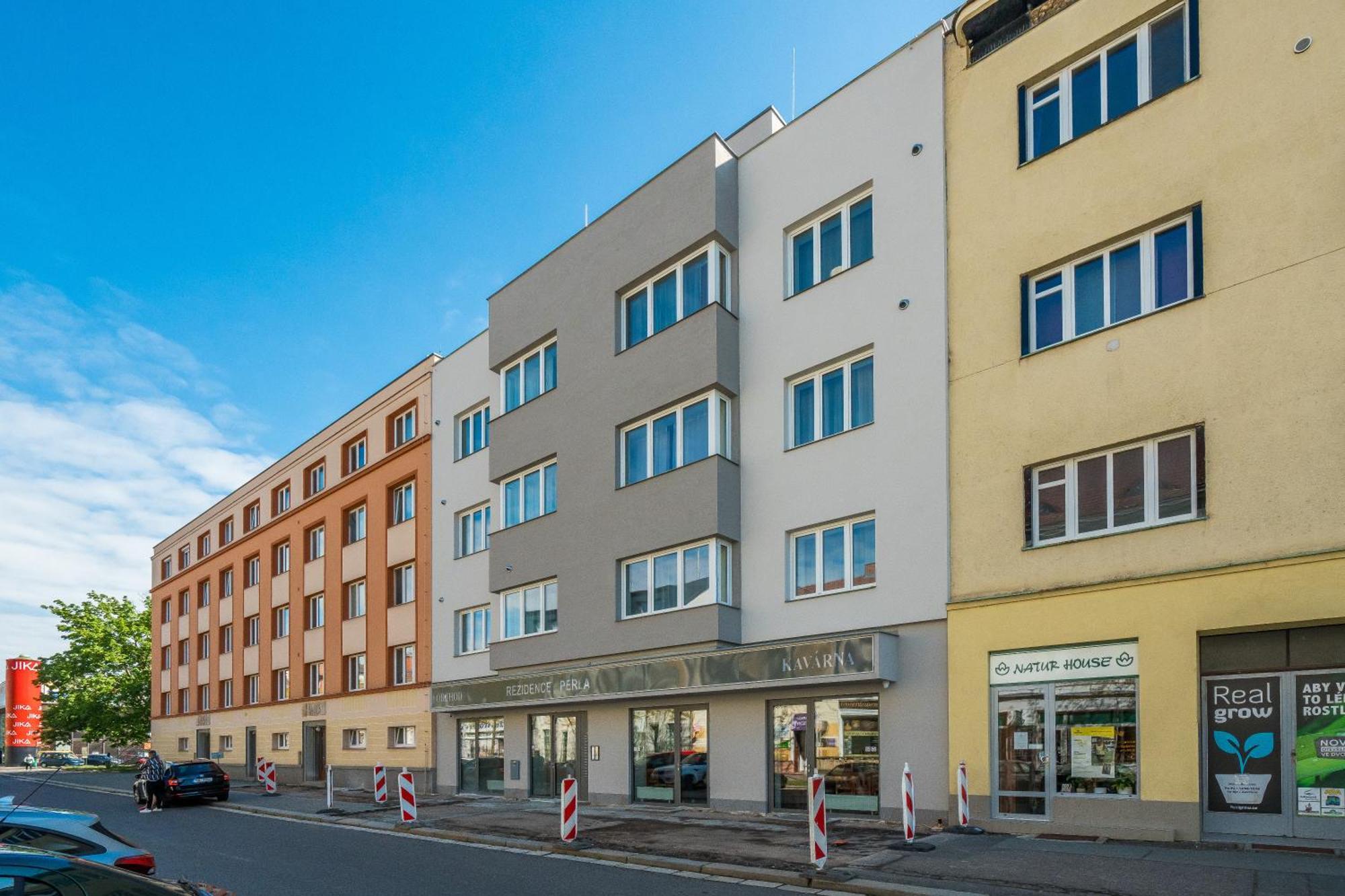 Perla Hradce 302 Apartment Hradec Králové Exterior foto